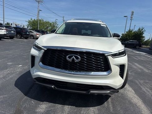 Used 2025 INFINITI QX60 Sensory w/ Vision Package AWD/4WD image 14