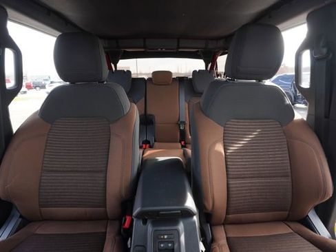 Used 2023 Ford Bronco Outer Banks image 33