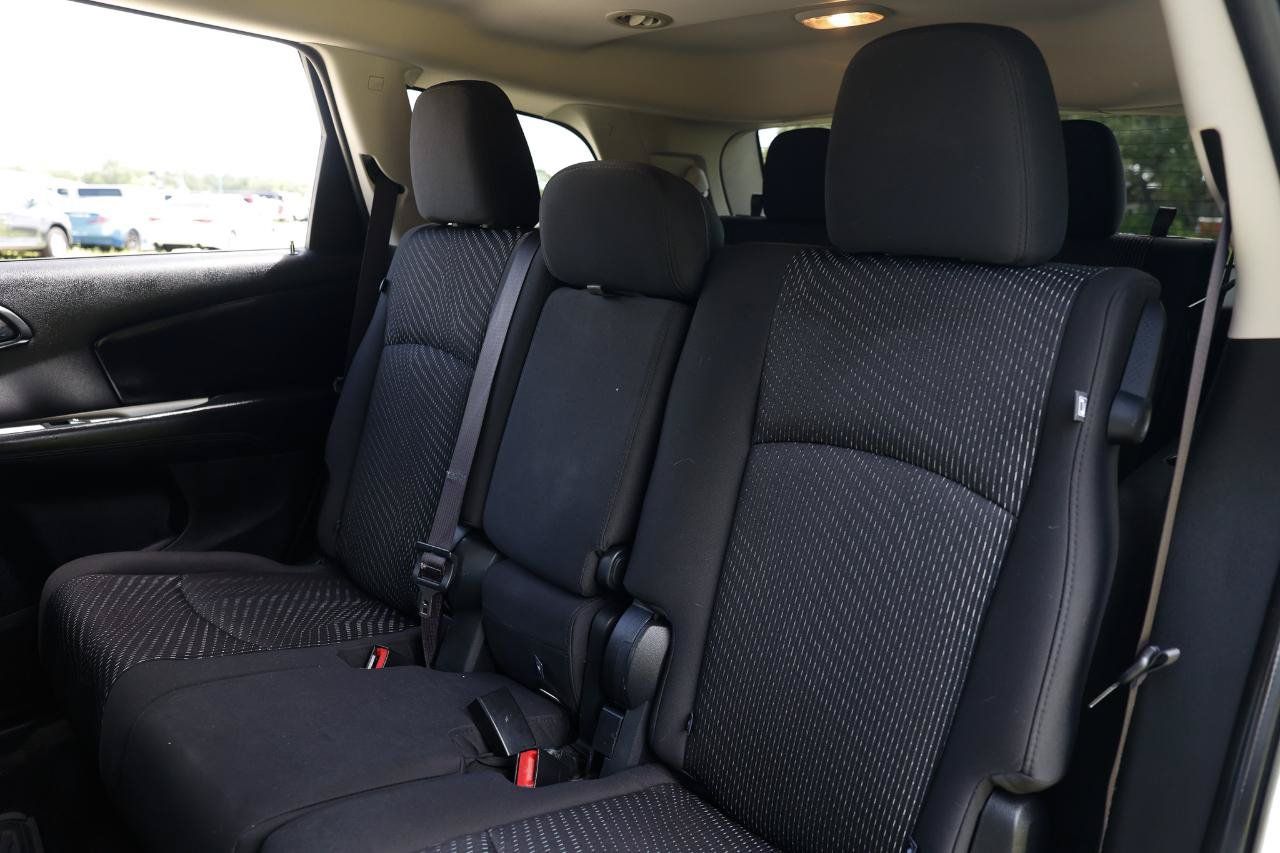 Used 2016 Dodge Journey SE w/ Flexible Seating Group FWD image 8
