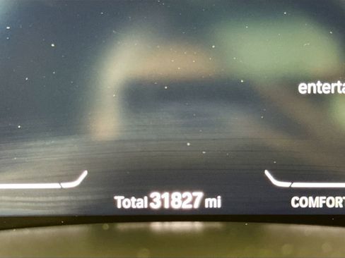 Used 2023 BMW X5 sDrive40i w/ Executive Package image 11