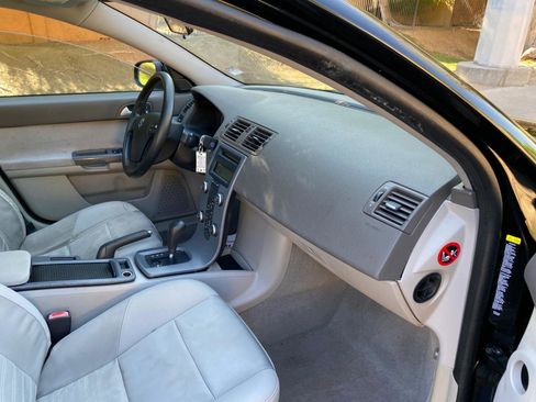 Used 2009 Volvo S40 2.4i image 42