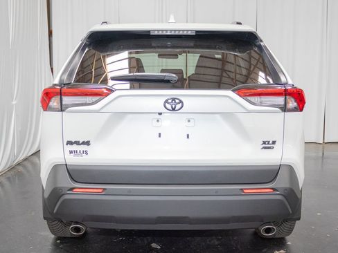 Used 2023 Toyota RAV4 XLE Premium AWD/4WD image 3