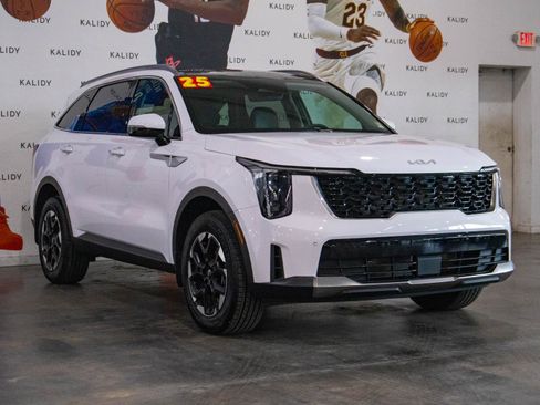 New 2025 Kia Sorento S w/ Panoramic Sunroof Package image 20
