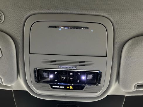 Used 2025 Lincoln Aviator Reserve image 27