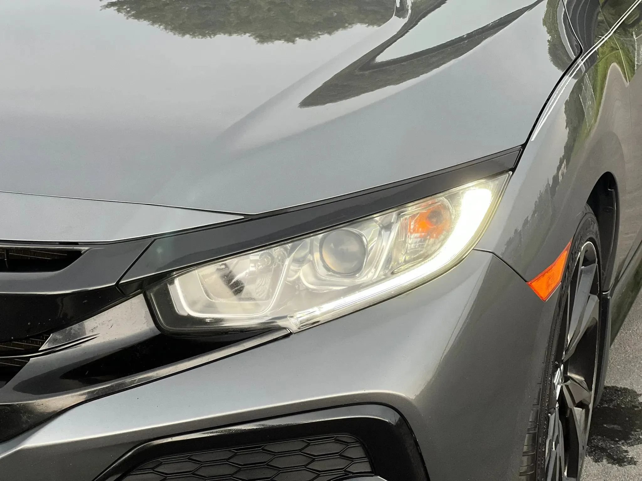 Used 2017 Honda Civic Sport image 10