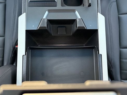 Certified 2025 GMC Hummer EV 2X image 22