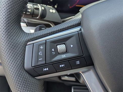 New 2025 Mitsubishi Outlander SEL image 17