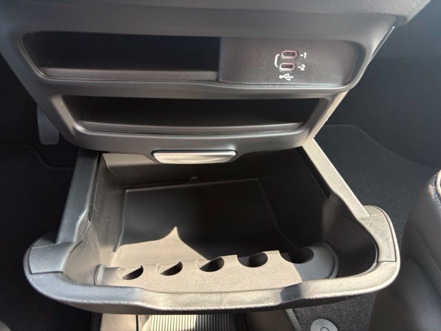 New 2027 Chrysler Pacifica Select FWD image 30