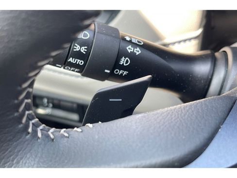 Used 2025 Subaru Forester Limited image 35