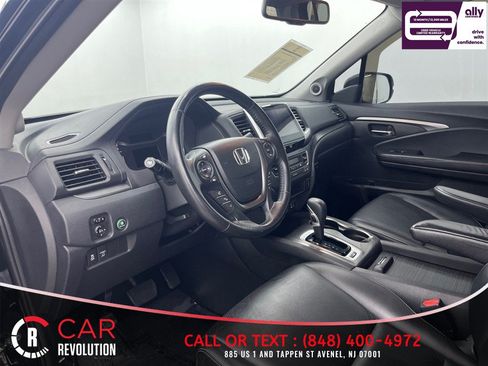 Used 2018 Honda Ridgeline RTL-T image 12