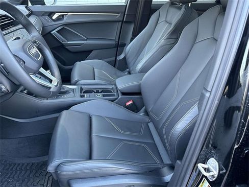 Certified 2025 Audi Q3 2.0T Premium w/ Convenience Package image 22
