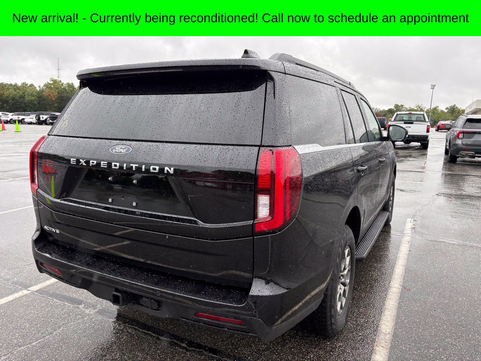 Used 2026 Ford Expedition Active AWD/4WD image 5