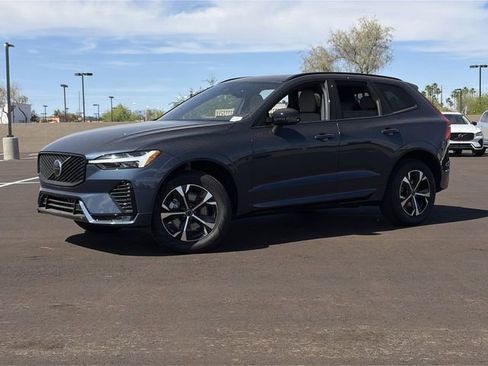 New 2026 Volvo XC60 B5 Core AWD/4WD image 2