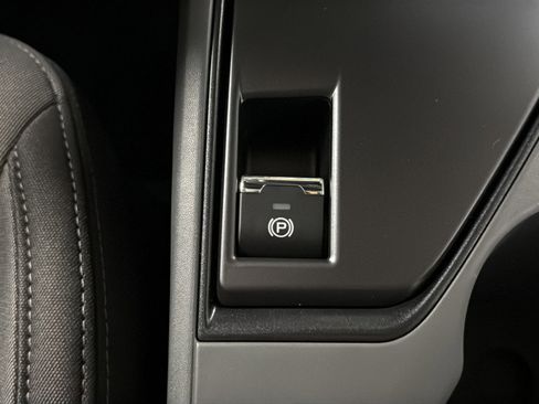 New 2026 Subaru Crosstrek 2.5i image 32