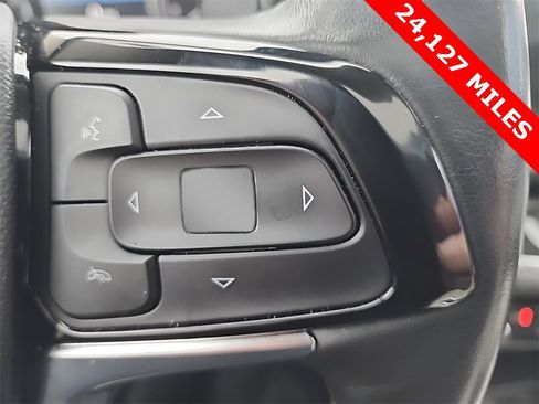 Used 2024 Buick Enclave Essence w/ Experience Buick Package image 16