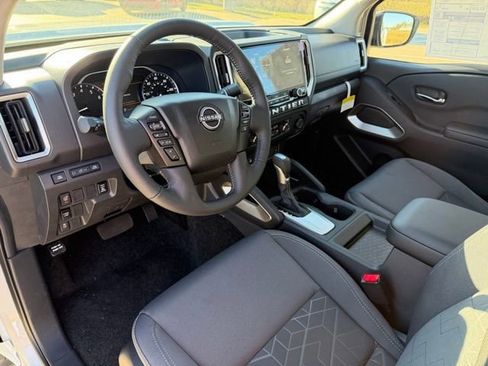 New 2026 Nissan Frontier SV image 12