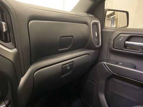 Used 2022 GMC Sierra 1500 AT4 image 18