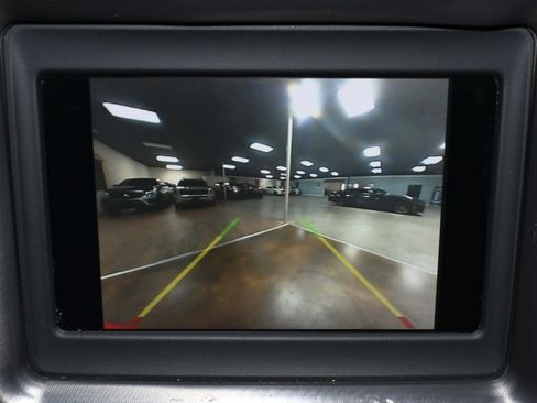 Used 2020 Dodge Challenger SXT image 38