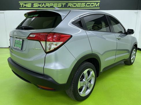 Used 2022 Honda HR-V LX image 10