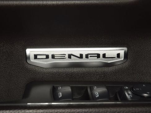 Used 2024 GMC Sierra 1500 Denali w/ Denali Reserve Package AWD/4WD image 54