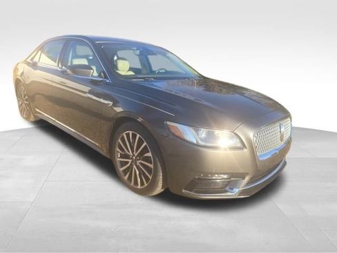 Used 2017 Lincoln Continental Select w/ Climate Package image 1