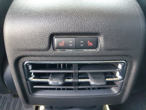 New 2025 Lincoln Corsair Reserve w/ Equipment Group 202A image 28