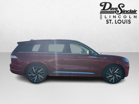 New 2026 Lincoln Aviator Black Label w/ Dynamic Handling Package image 4