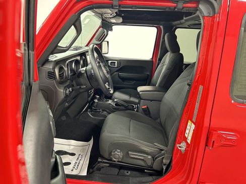 Used 2019 Jeep Wrangler Unlimited Sport S image 9