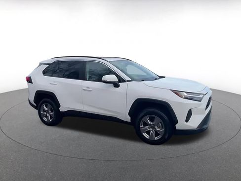 Used 2025 Toyota RAV4 XLE image 2