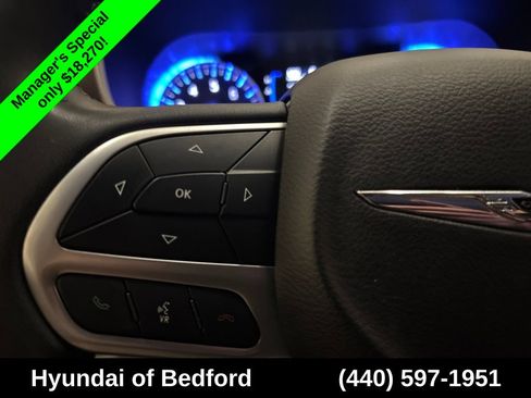 Used 2023 Chrysler Voyager LX FWD image 17