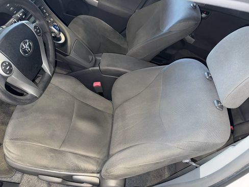 Used 2011 Toyota Prius Two image 18