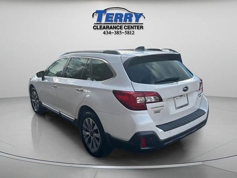 Used 2018 Subaru Outback 3.6R Touring w/ Popular Package #3 image 4