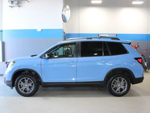 Used 2024 Honda Passport TrailSport image 11