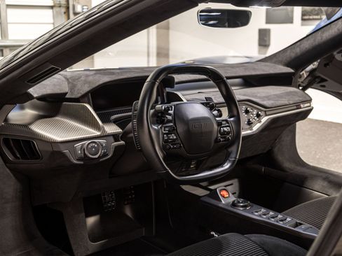 Used 2019 Ford GT image 11