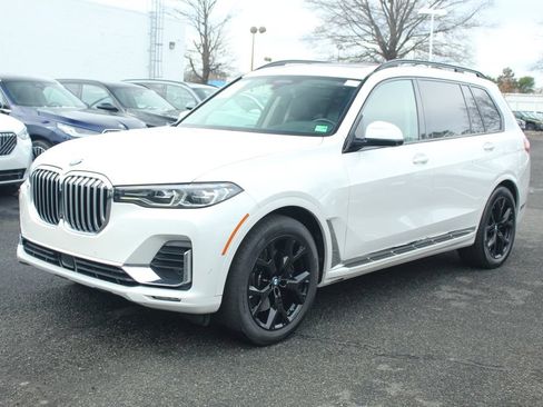 Used 2021 BMW X7 xDrive40i w/ Executive Package 2 AWD/4WD image 4