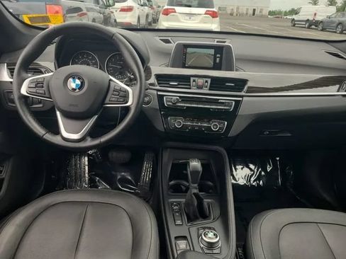Used 2017 BMW X1 xDrive28i AWD/4WD image 3