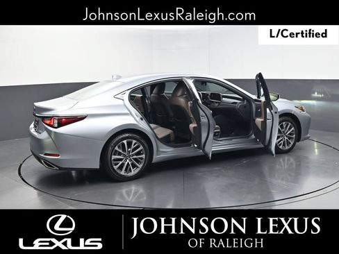 Used 2023 Lexus ES 350 w/ Accessory Package (Z1) FWD image 32