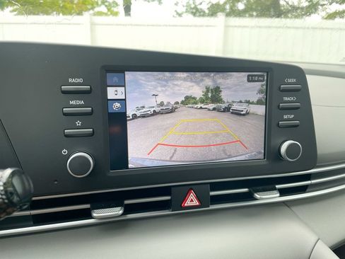 Certified 2025 Hyundai Elantra SE FWD image 44