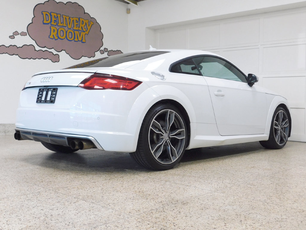 Used 2017 Audi TTS 2.0T Coupe AWD/4WD image 4