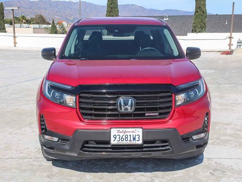Used 2021 Honda Ridgeline Sport image 2
