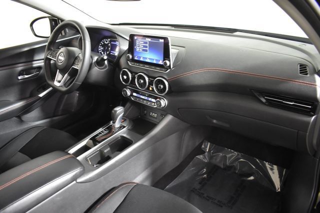 Certified 2025 Nissan Sentra SR w/ Midnight Edition FWD image 34