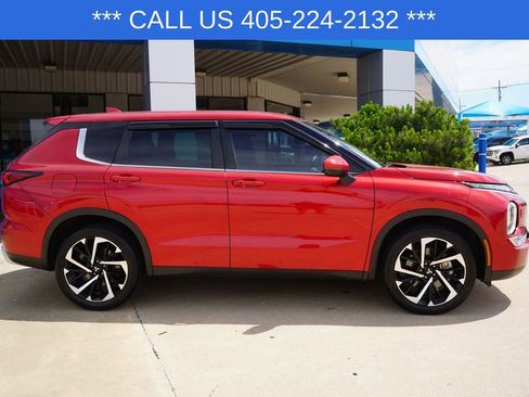Used 2023 Mitsubishi Outlander SE AWD/4WD image 10