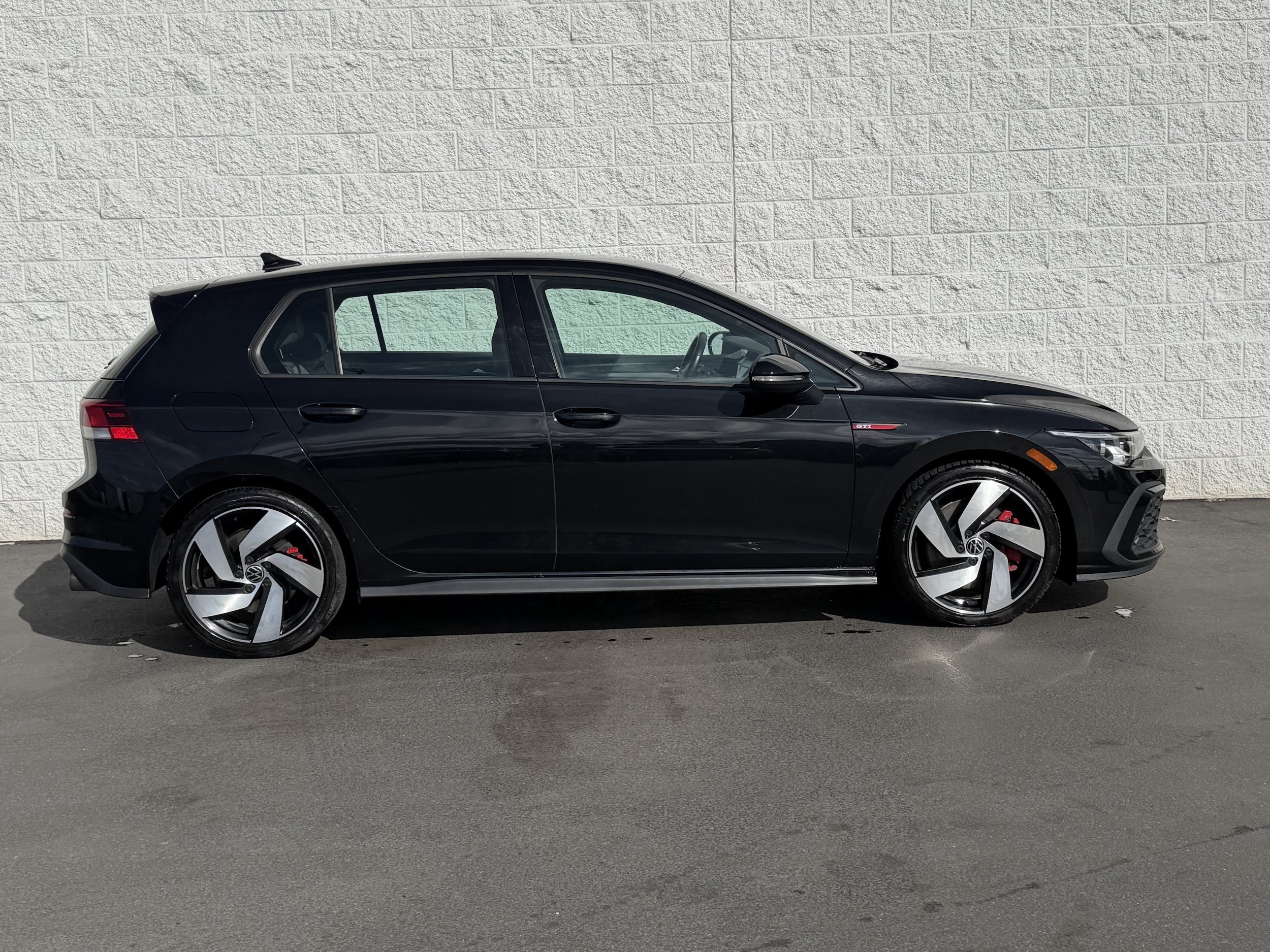 Used 2024 Volkswagen GTI S FWD image 4