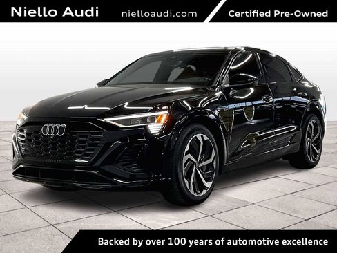 Used 2024 Audi Q8 e-tron Premium Plus image 1