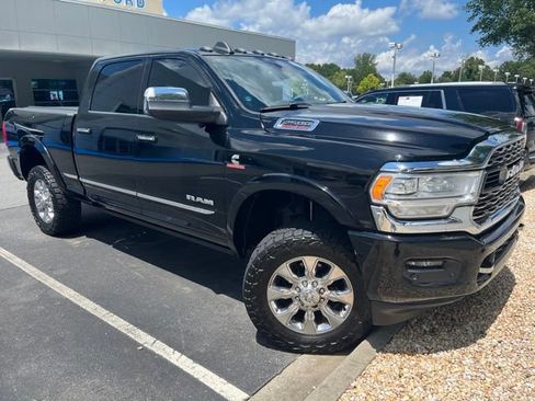 Used 2019 RAM 2500 Limited AWD/4WD image 2