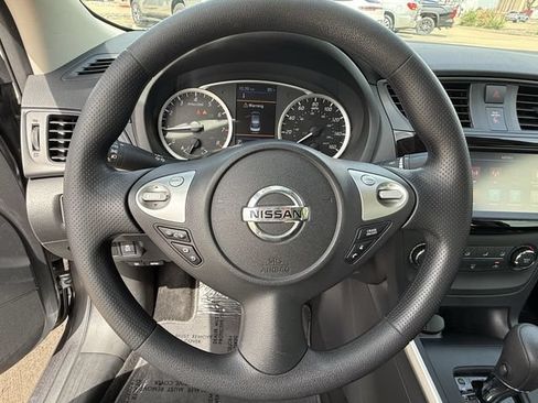 Used 2019 Nissan Sentra S FWD image 11