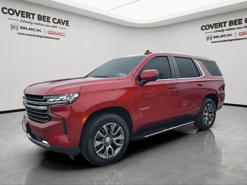 Used 2024 Chevrolet Tahoe LT w/ Luxury Package image 3