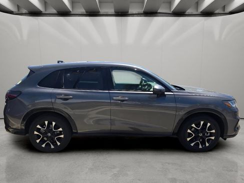 Used 2026 Honda HR-V EX-L image 9