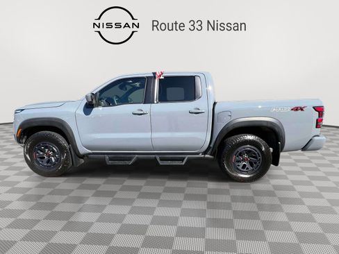 Used 2025 Nissan Frontier PRO-4X w/ Pro Convenience Package AWD/4WD image 5