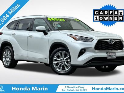 Used 2022 Toyota Highlander Limited